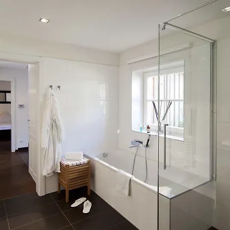 Exklusive Seeappartements Beim Elfenhaus * גרונדלסי