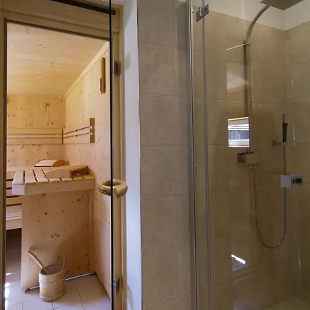 Exklusive Seeappartements Beim Elfenhaus Grundlsee